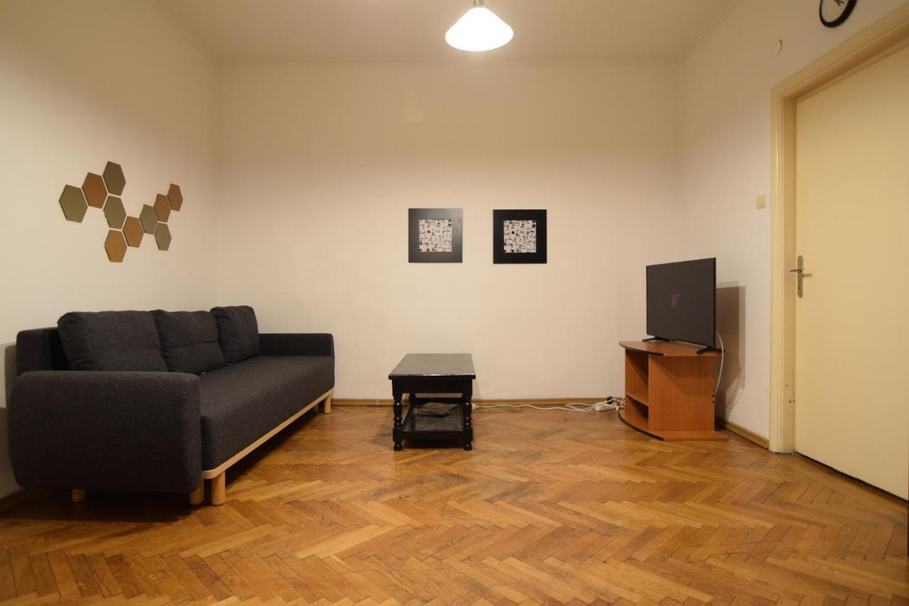 דירות בוקרשט Resedinta Lui Calin - Downtown Park Cismigiu מראה חיצוני תמונה